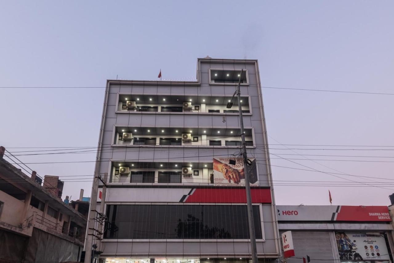 Hotel De Luxe Basai Road Gurgaon Buitenkant foto